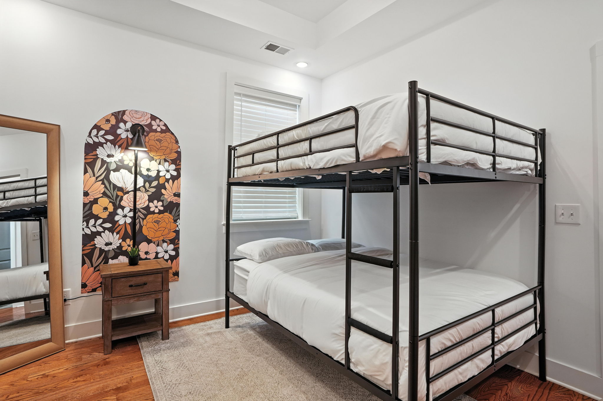 31-web-or-mls-1507 10th Ave N Nashville TN 37208 (31 of 55)