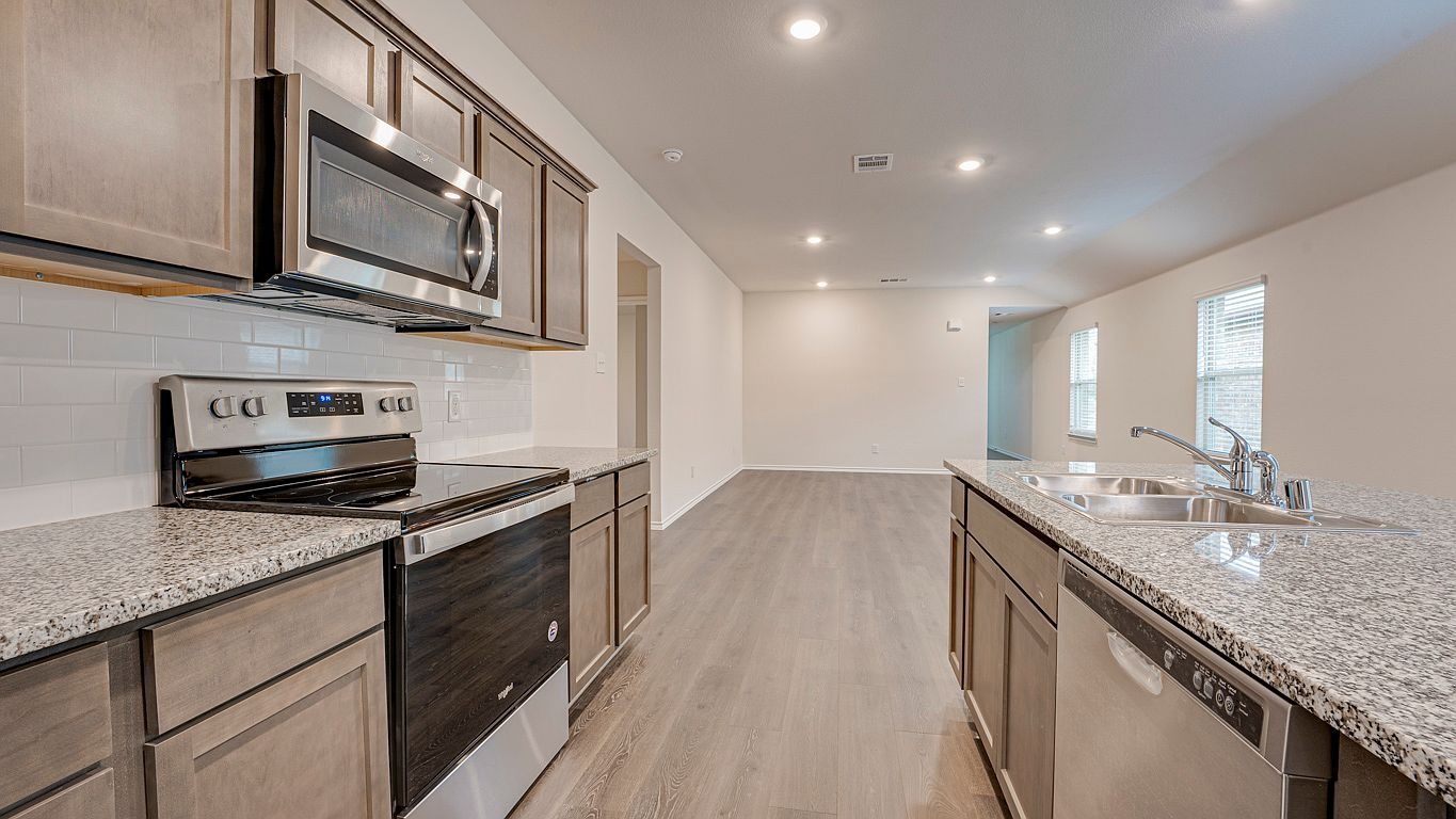 imgi_443_39b5b77fd886069f02b866f95712b73b-uncropped_scaled_within_1536_1152