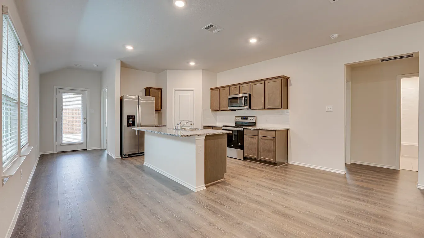 imgi_471_88c4e71f9cbf3669846b2fdbfbeec503-uncropped_scaled_within_1536_1152