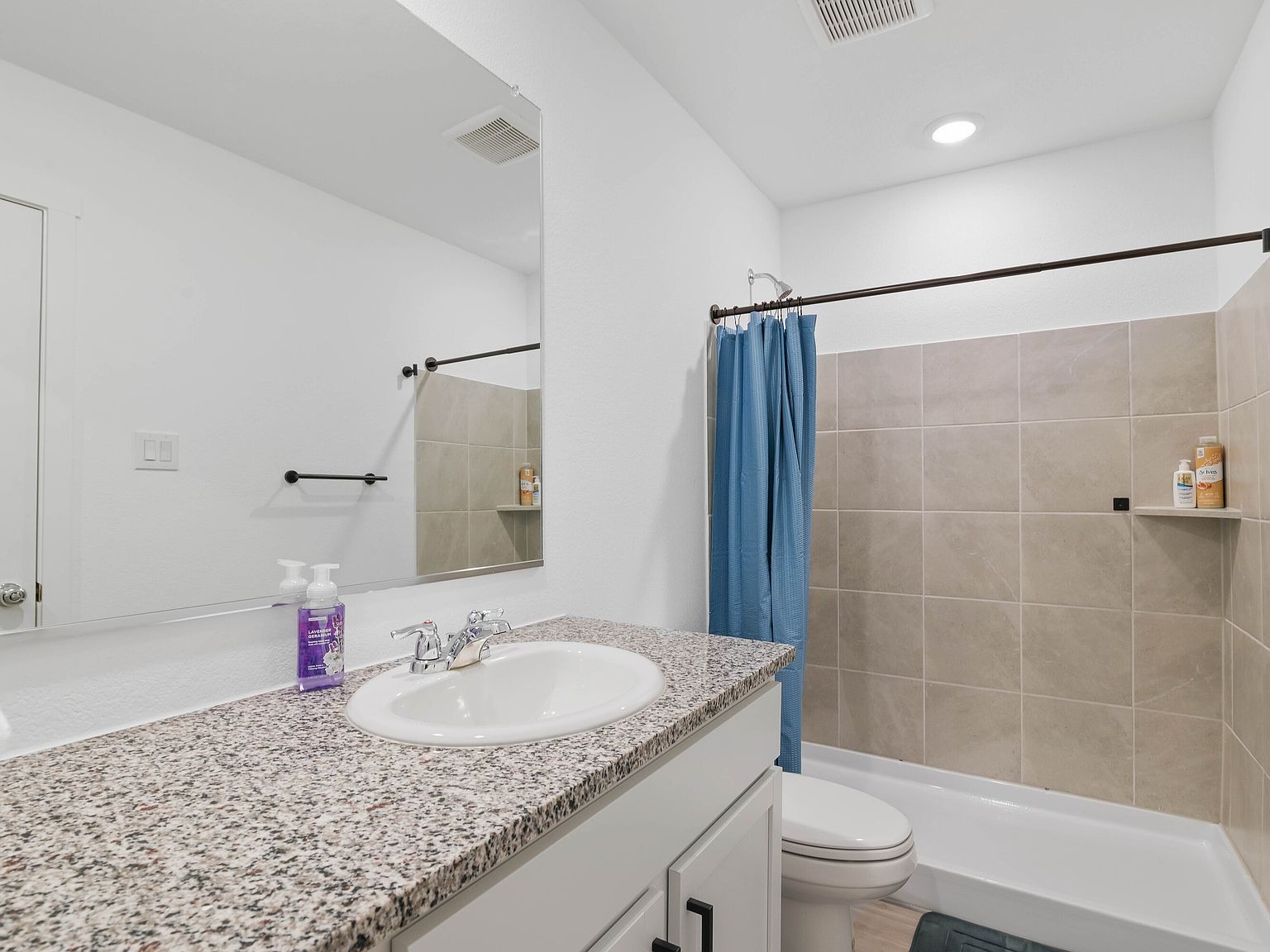 imgi_556_d3f1f0e27ff5439778348fdbce663230-cc_ft_1536