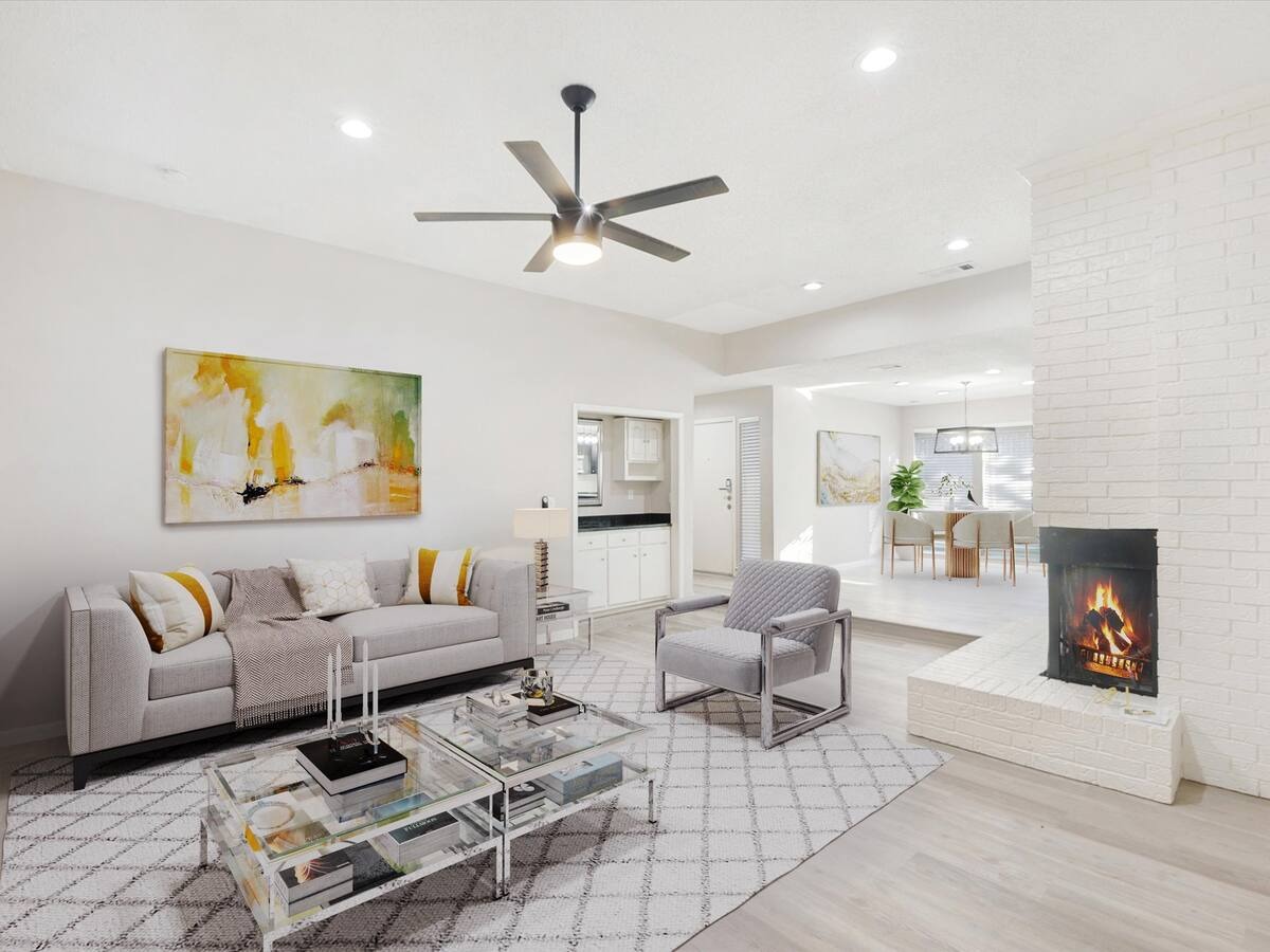 Cozy Retreat w/ Fireplace • Huge Bedrooms